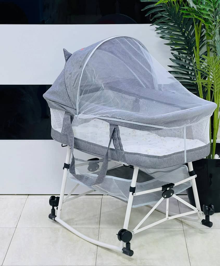 مستلزمات الأطفال